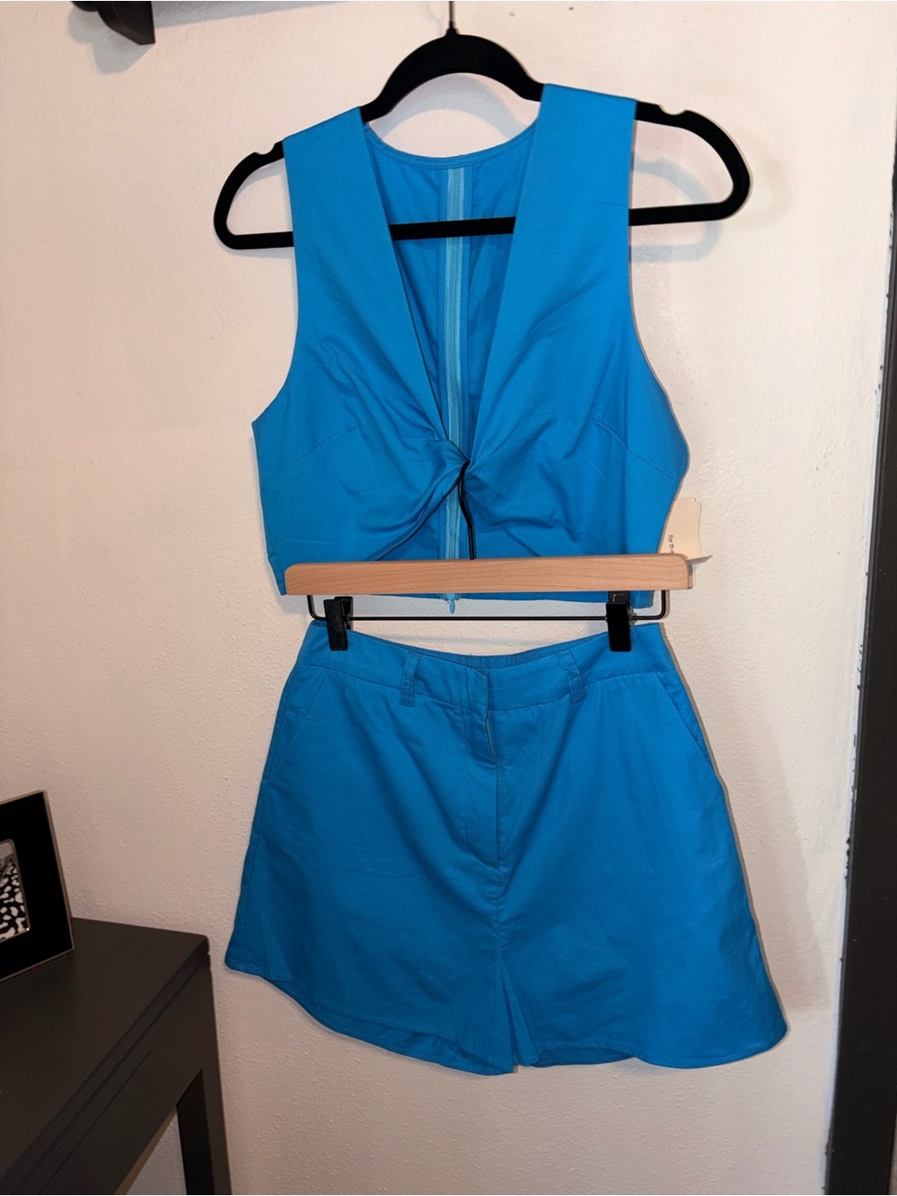 Commense Bright Blue Twisted Crop Top and High-Waist Shorts Set